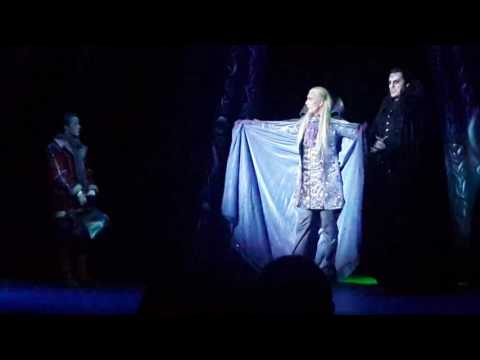 Видео: Иван Ожогин - Приглашение в замок 2.10.2016