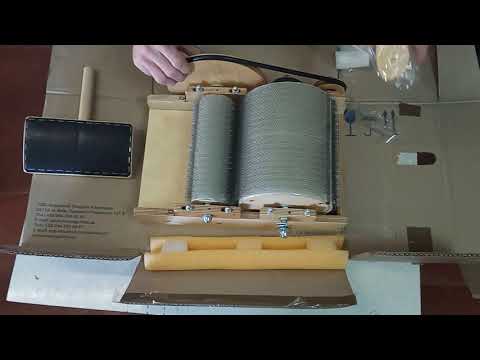 Видео: Кардер барабанный для обработки шерсти.