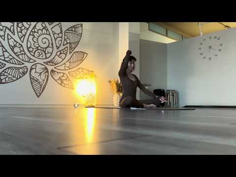 Видео: Йога для начинающих  заспись занятия 51 минута