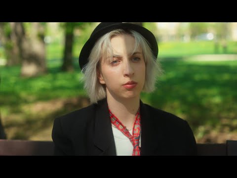 Видео: Клип на песню Дайте танк (!) — «Альтернатива»