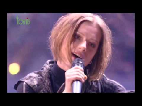 Видео: Юлия Савичева - Отпусти меня [Новые Песни о Главном 2005]