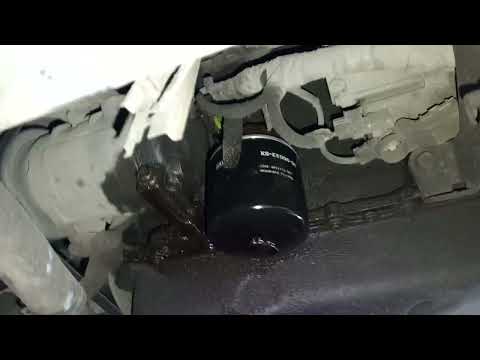 Видео: Dodge grand caravan 2001 замена датчика давления масла