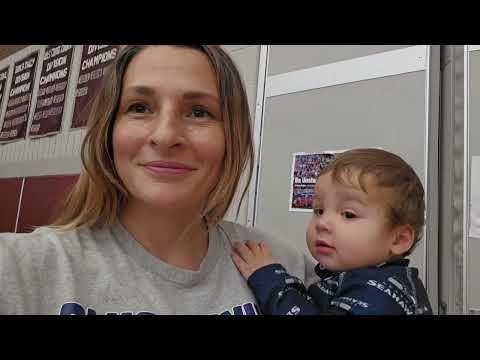 Видео: США.  Влог. Соревнование Катерины. Чирлидинг в Америке. Жизнь многодетной семьи