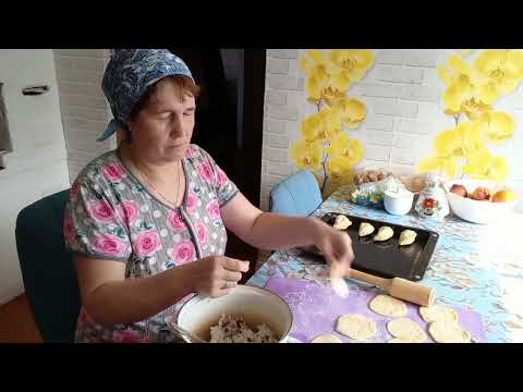 Видео: Пирожки с рисом и изюмом на бездрожжевом тесте.