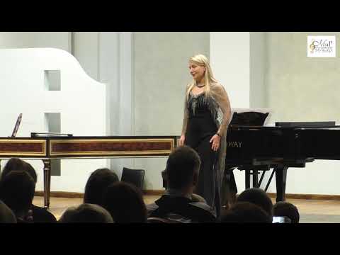 Видео: «Песенка Мадлен» из оперетты Бал в Савойе