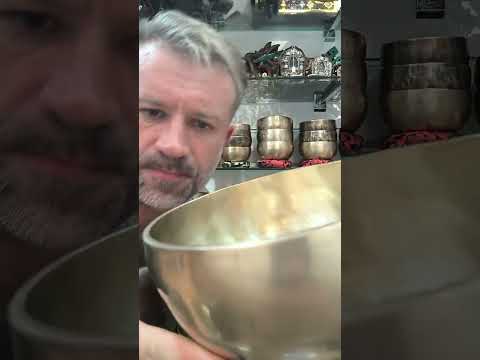 Видео: Недорогі ковані співочі чаши. Непальські, тібетські. 5-7 металів. Джамбаті