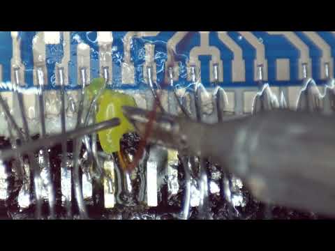 Видео: Ремонт ЭБУ Opel Astra HSFI 2.1 - замена провода