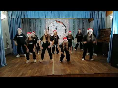 Видео: "Праздники - проказники " хореографический коллектив "Фантазия"