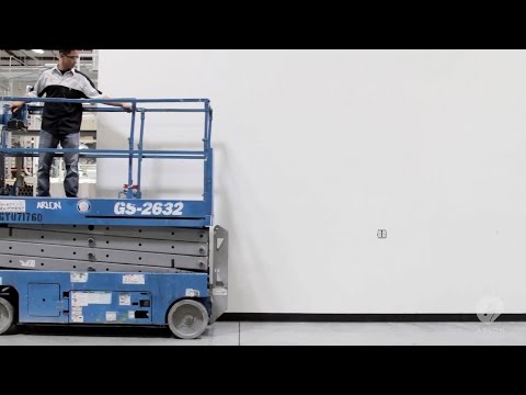 Видео: Установка больших настенных изображений в интерьере