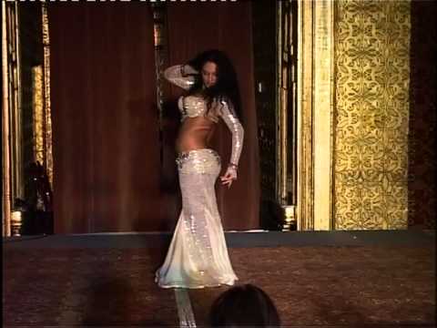 Видео: Показательные 2  Дарья Мицкевич. Каир 2011   AHLAN WA SAHLAN