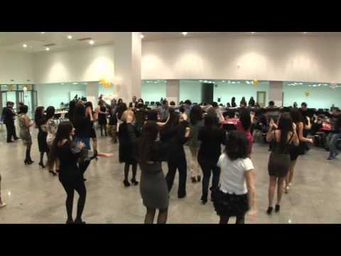 Видео: Привет Арсену в Нью Йорк