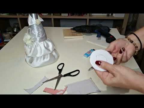 Видео: ВОТ ТАК НЕВЕСТА!!! ПОСМОТРИТЕ КАК МОЖНО ПРЕВРАТИТЬ БУТЫЛКУ ШАМПАНСКОГО В  "ШИКАРНУЮ НЕВЕСТУ" !!