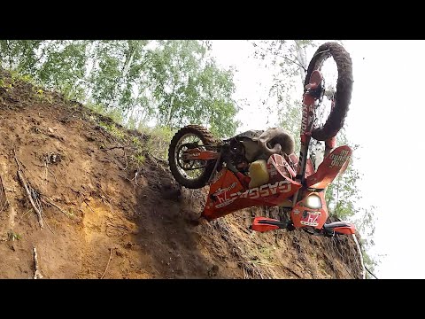 Видео: Эндуро гонка и мото карнавал в полях поселка Венев, Тула 2023.