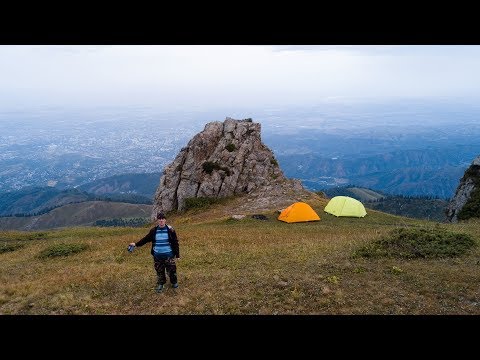 Видео: Поход Кок-Жайлау - Три Брата - Пик Кумбель - Перевал Трапеция - Ущелье Горельник. Полеты прилагаются