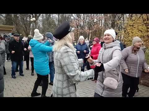 Видео: Ирочка........... 10.11.24 Гомель парк Луначарского 🥰💫