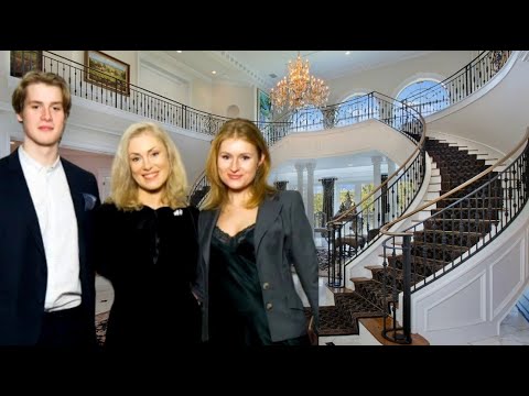 Видео: УЖАС⚡️Дочь ей была не нужна, а теперь и внук живет у няни: Несостоявшаяся жизнь Марии Шукшиной