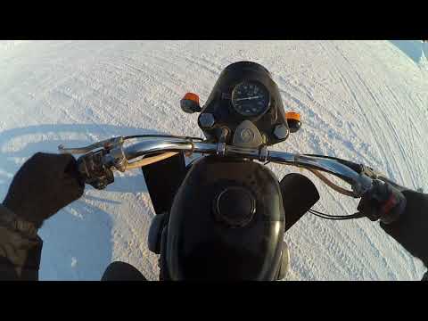 Видео: Зимой на Мотоцикле Урал без коляски. Разложился. Урал за 2000р#2 ЕБ*ШИТ