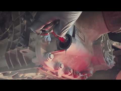 Видео: Купил трак. Ремонт. Работа.