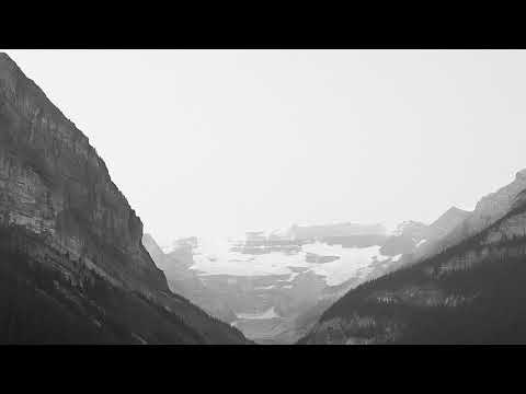 Видео: Между горами,