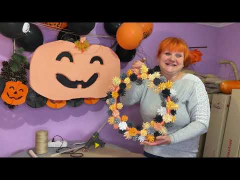 Видео: Веночек из шишек+БОНУС как покрасить шишки