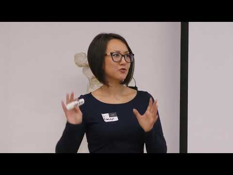 Видео: Как выйти из послеродовой депрессии? | Azhar Sultanova | TEDxAbayStWomen