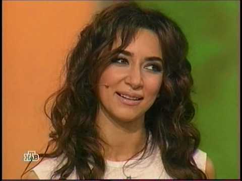 Видео: Зара и Д. Певцов "Кулинарный поединок" часть 2