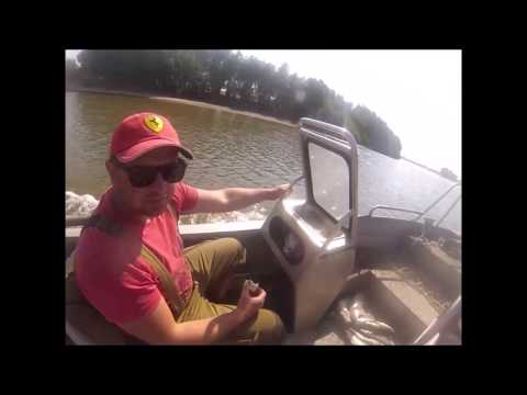 Видео: Рыбалка на ерике Казачий и реке Митинка