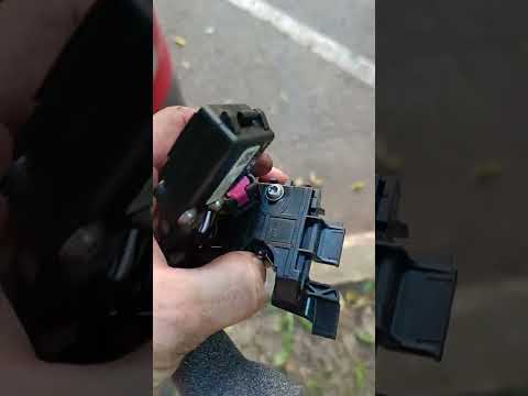 Видео: устранение неисправности селектора АКПП шкода октавия а5 рестайлинг 1.6.(ключик на приборной панели)