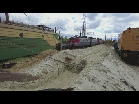 Видео: ЖД. Снимаем снегозащитные рамки и меняем на летние характеристики Т-5. Вот и сушка песка. 29/25