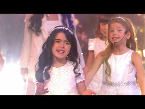 Видео: Хор Академии Игоря Крутого - Рождественская песенка