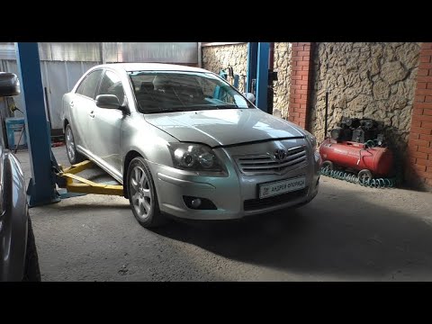 Видео: Оборвало опору передней стойки замена чашки стойки на Toyota Avensis 2,0 Тойота Авенсис 2007 года