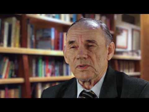 Видео: Seismic insulating base  2016 year  Сейсмоизоляция