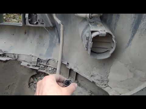 Видео: Снятие переднего бампера Ниссан мурано z50.