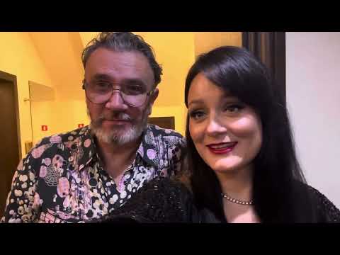 Видео: В роскошном платье в ресторане «Парламент». С песней по жизни. Шикарный стол.