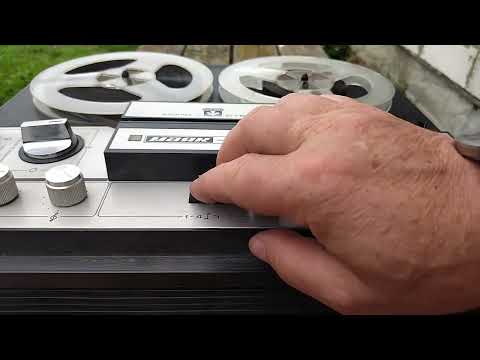 Видео: Магнитофон Маяк 203 стерео восставший после длительной спячки в 50 лет, он снова запел.