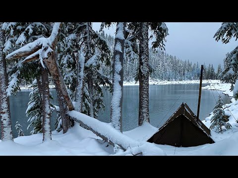 Видео: Горячая палатка кемпинг в снегу | Пицца в дровяной печи тает