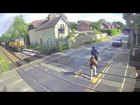 Видео: 50 Моментов Снятых за Секунду до Катастрофы