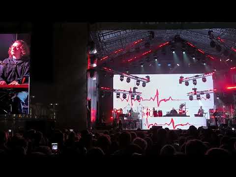 Видео: Максим Фадеев - Стану ли я счастливей (live in Kurgan 2025)