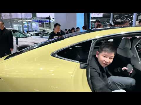 Видео: Главная автомобильная выставка в Гуанчжоу часть 1 в Китае.