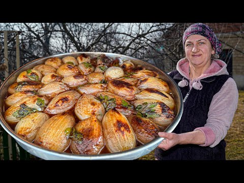 Видео: Луковая начинка: забудьте обычную начинку! Вот легендарный рецепт луковой начинки