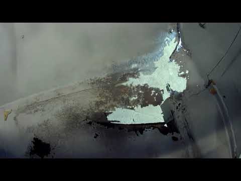 Видео: В металл или делать? Обзор Волги ГАЗ 24 1972 года выпуска после пескоструйной обработки.