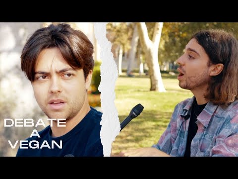 Видео: Студент колледжа отказывается позволить активисту-вегану навязывать ему моральные принципы | ДЕБА...