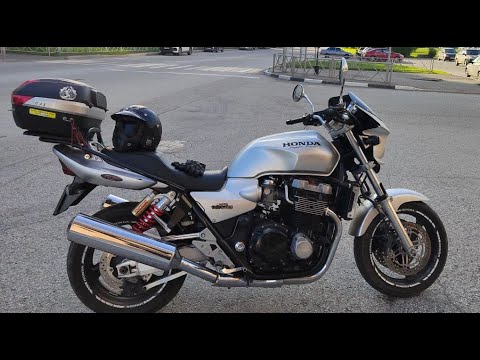 Видео: Шерегеш на мотоцикле Honda CB1300