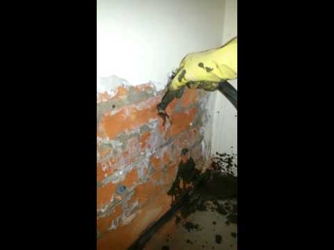 Видео: Инъектирование кирпичной кладки Термоцементом