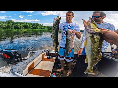 Видео: Вырвались на Подводную Охоту в Саратов. Варим Раков и Готовим Уху на Берегу Волги