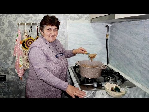 Видео: Շնորհավոր Մարտի 8 - Եկեք ԽԱՇԻԼ Ուտենք Սիրելի Կանայք - Хашил - Армянская каша