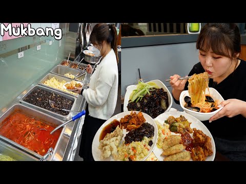 Видео: Mukbang | 9 900 KRW, Все, что вы можете съесть в китайском ресторане. 10 видов блюд.