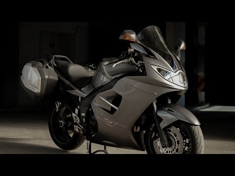 Видео: TRIUMPH SPRINT ST 1050 - мощный  красивый и комфортный спорт-турист👍