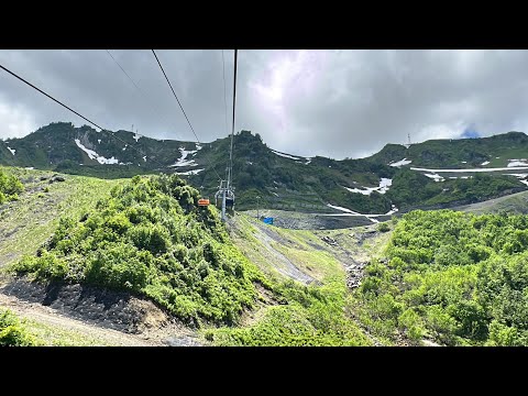 Видео: Отдых в Сочи / Курорт Газпром / 🛗 на высоту 2250 на открытой кабинке