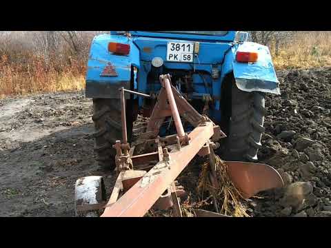 Видео: Регулировка плуга трёх корпусного.